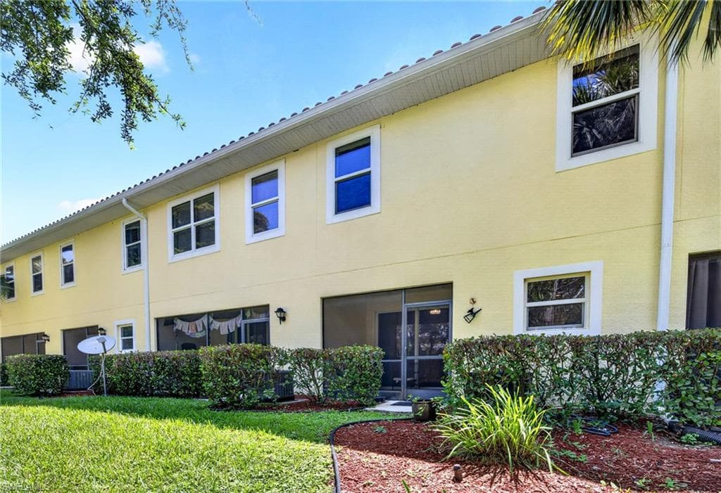 4400 Lazio WAY 205-33