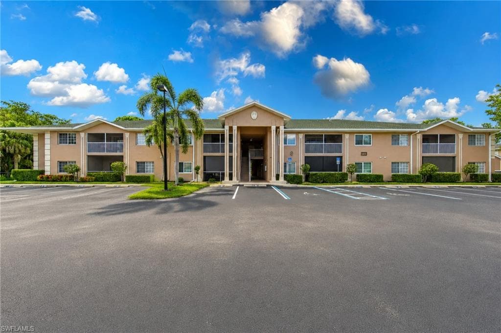 27123 Matheson AVE 206-1