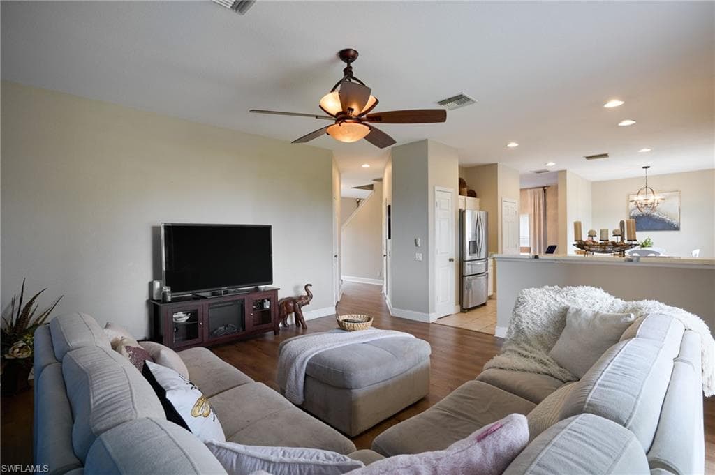 2059 Willow Branch DR-4