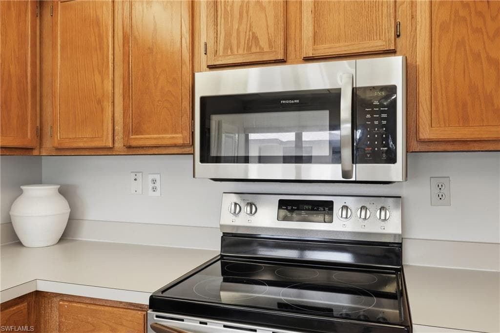 1526 Mainsail DR 3-13
