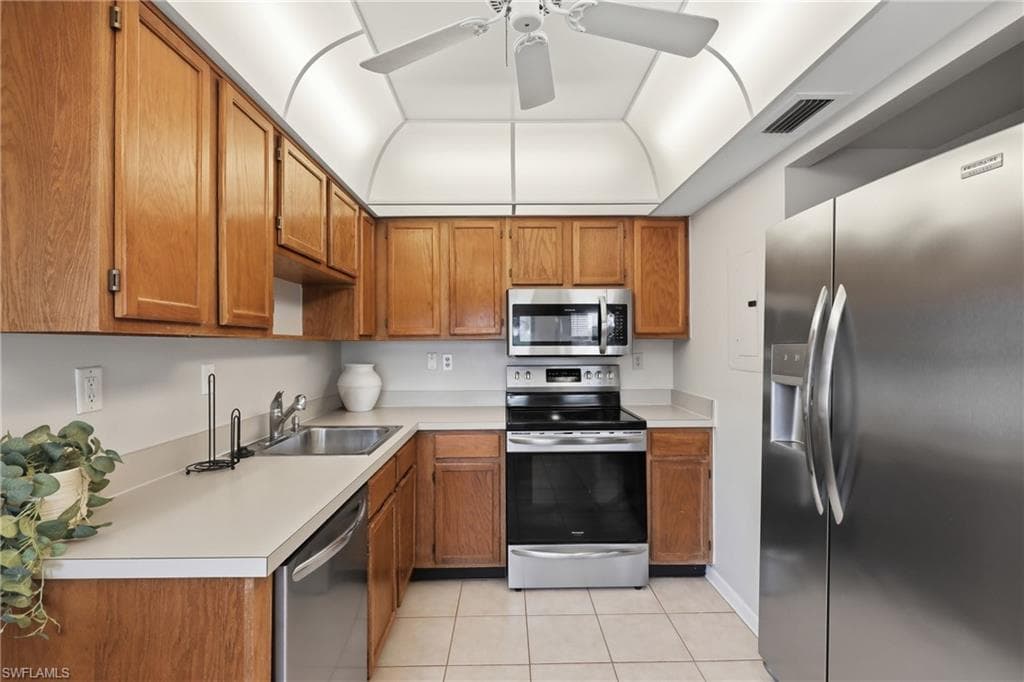 1526 Mainsail DR 3-14