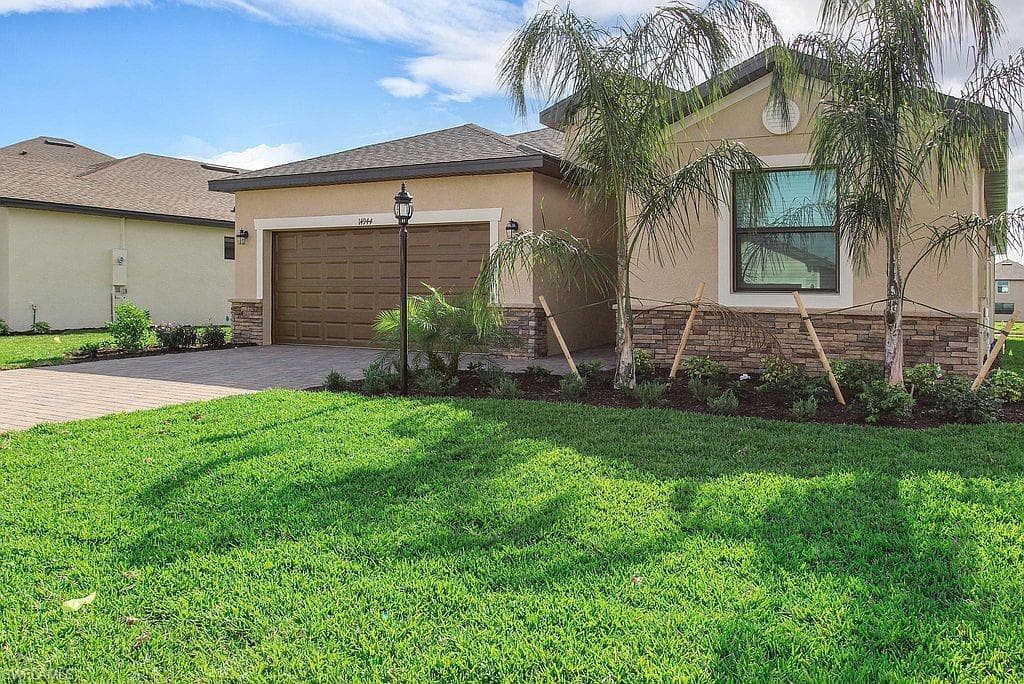 14882 Portico BLVD-47
