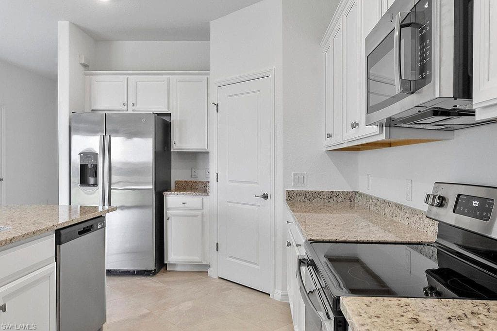 14882 Portico BLVD-15