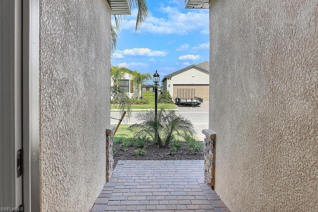 14882 Portico BLVD-44
