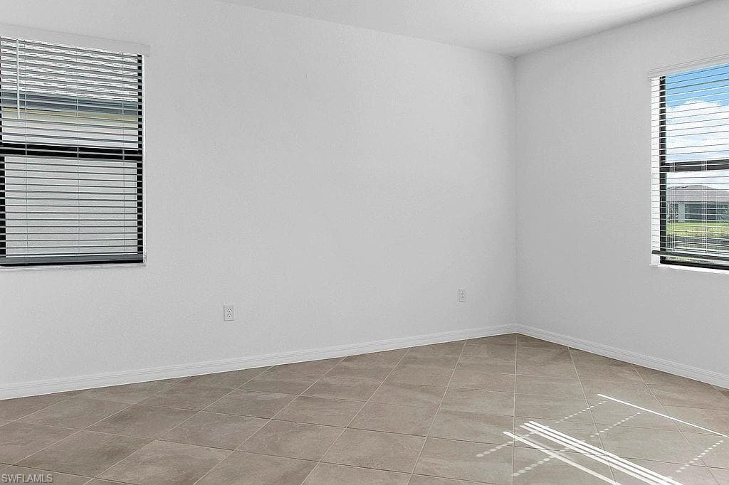 14882 Portico BLVD-35
