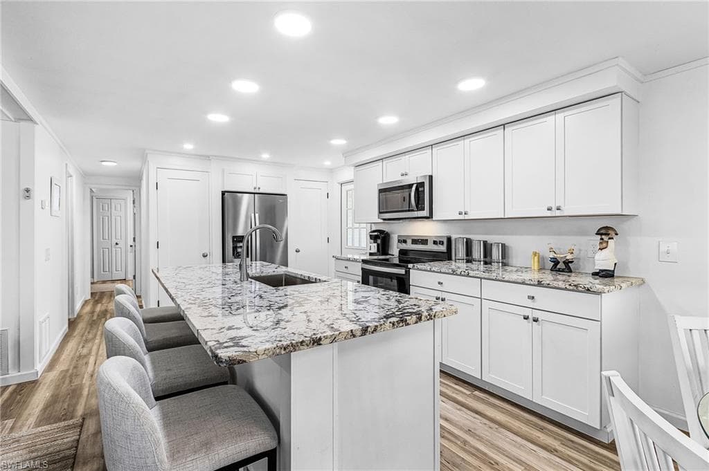 64 Sturbridge LN-14