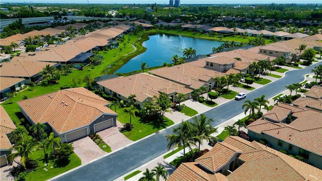 8260 Venetian Pointe DR-7
