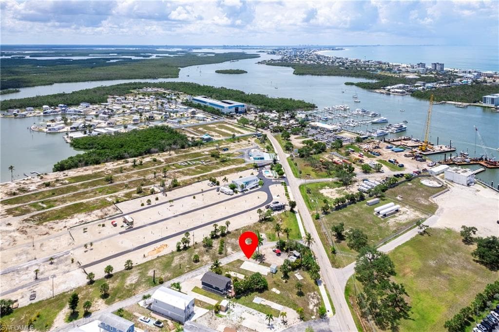 47 Oyster Bay LN-3