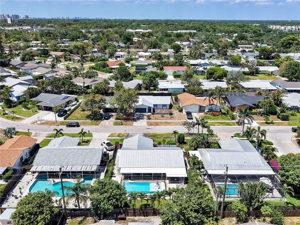 1268 Lake Shore DR-16