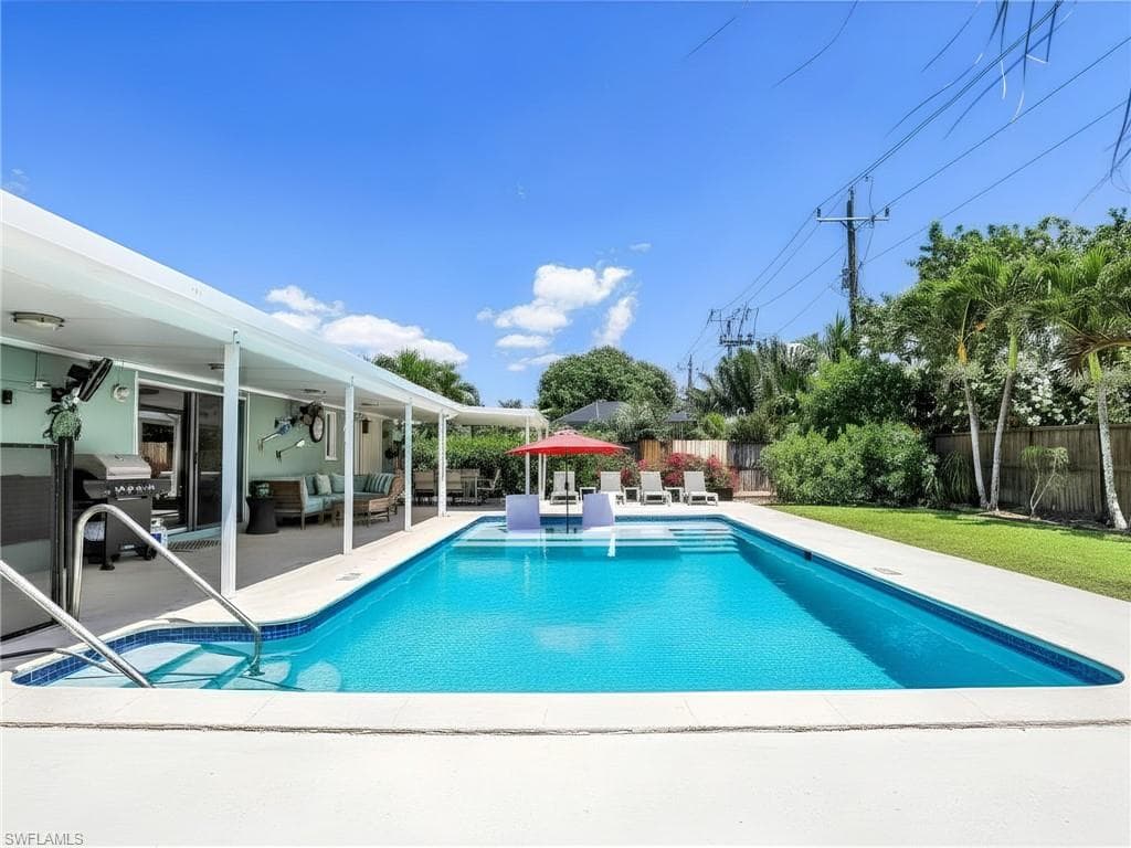 1268 Lake Shore DR-5