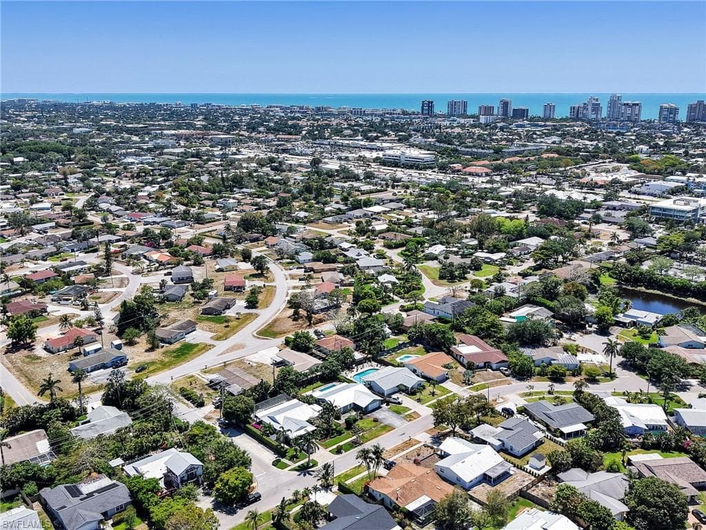 1268 Lake Shore DR-15