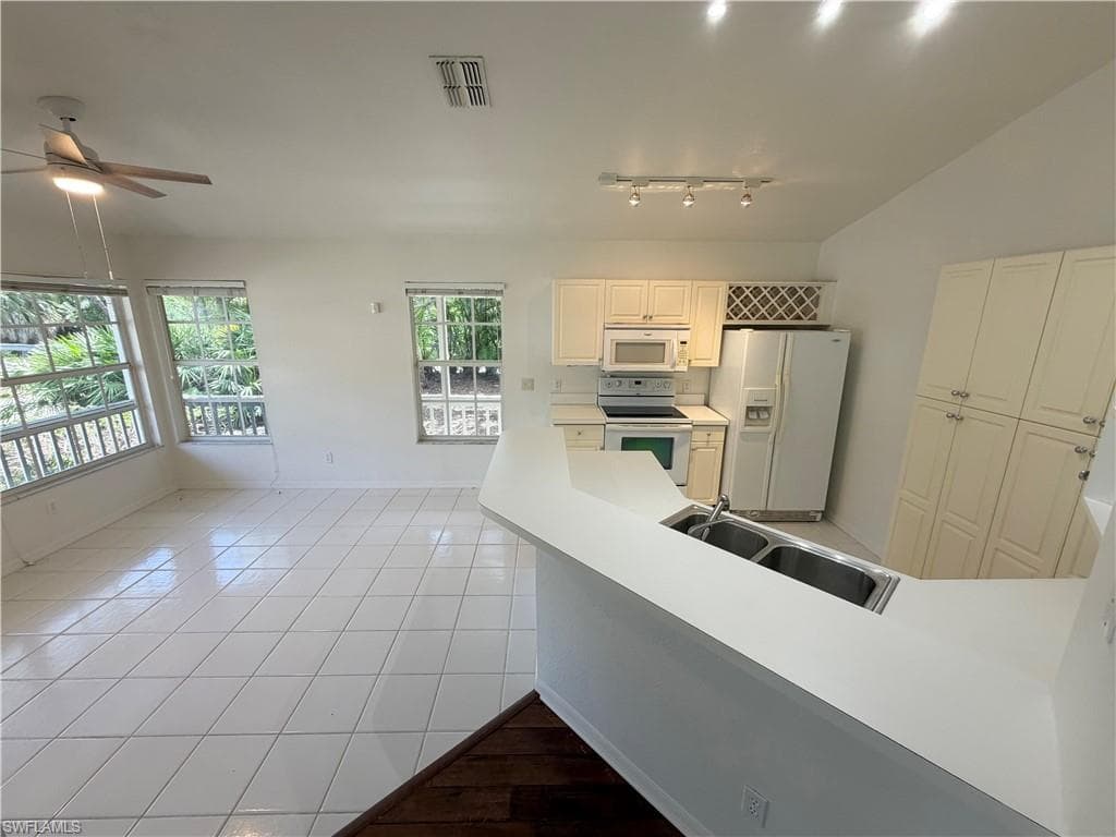 3999 Quails WALK-9