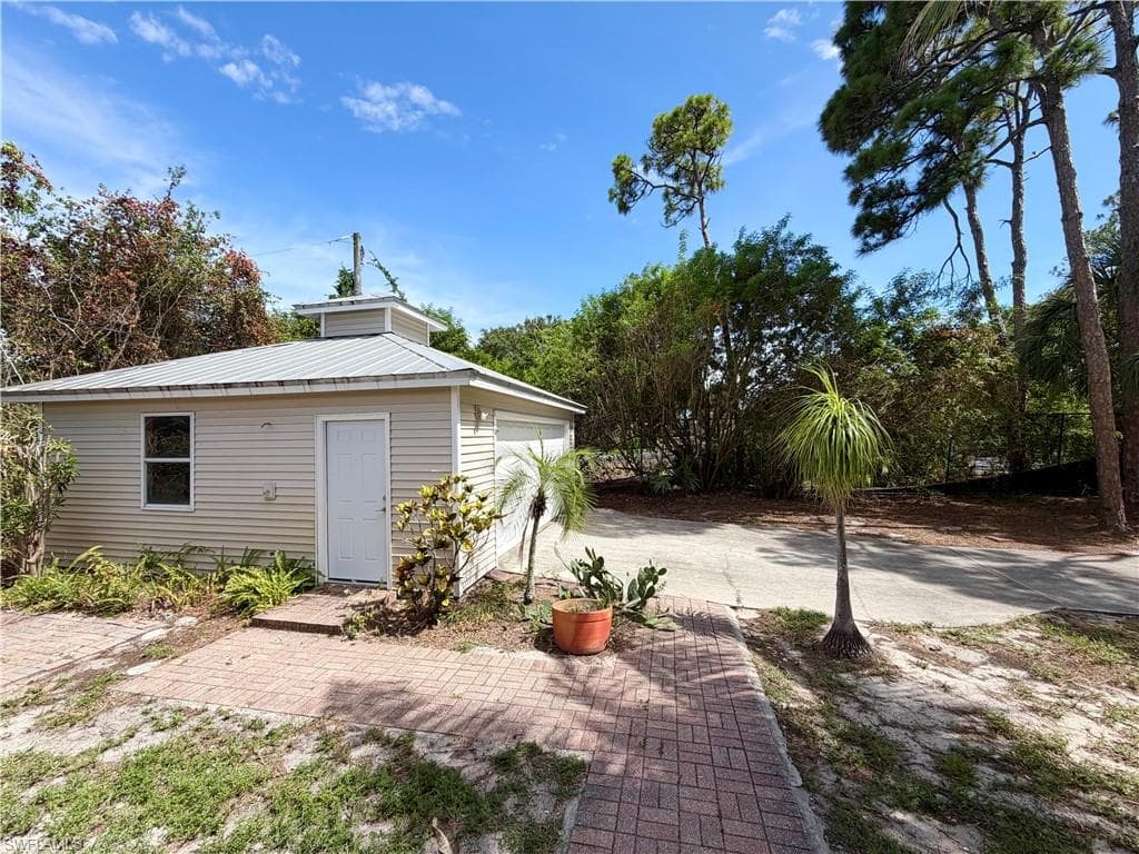 3999 Quails WALK-25