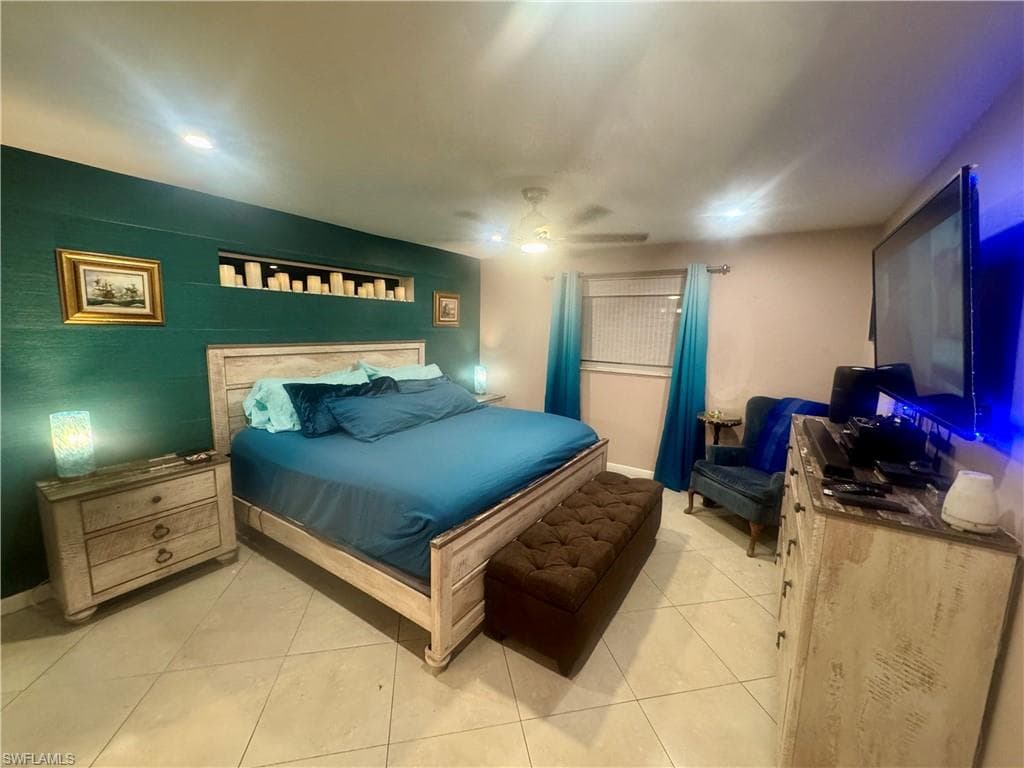1495 Cranville SQ-16