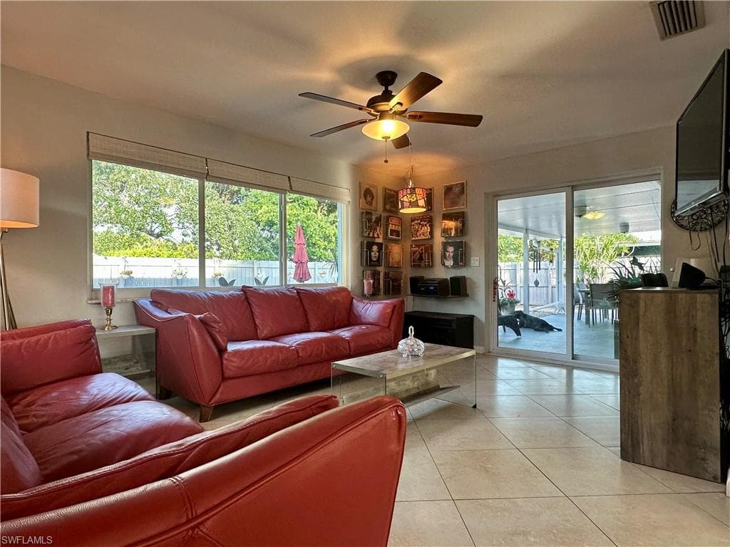 1495 Cranville SQ-7