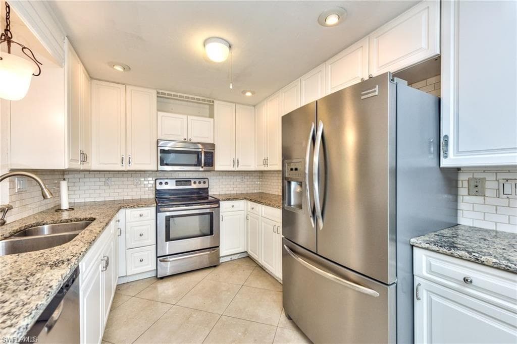 1495 Cranville SQ-5
