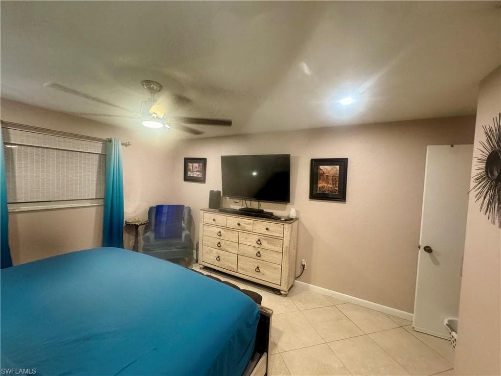 1495 Cranville SQ-15