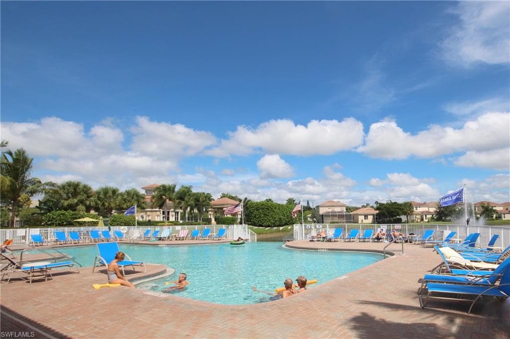 15586 Alton DR-44