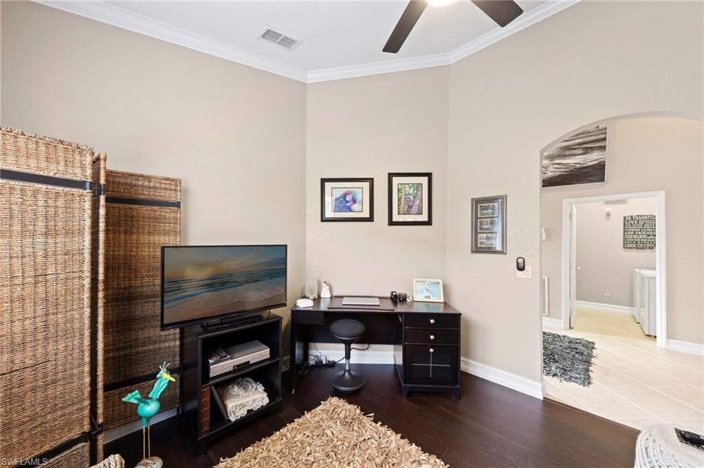 15586 Alton DR-25