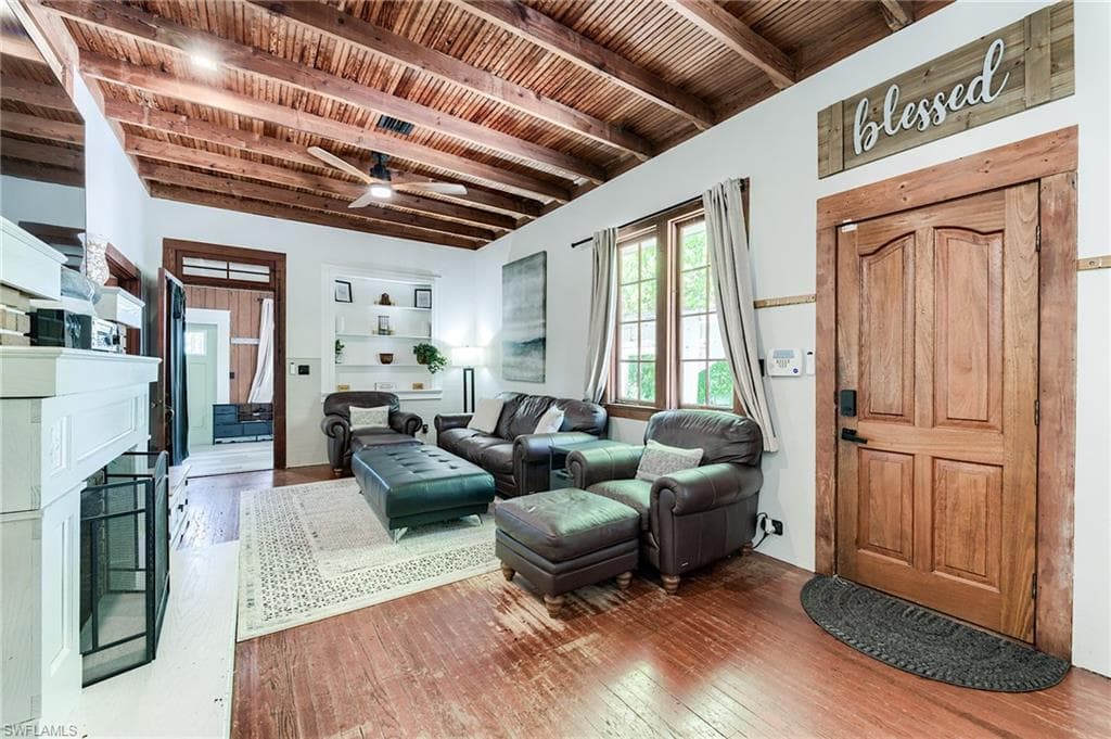 10811 Dean ST-3