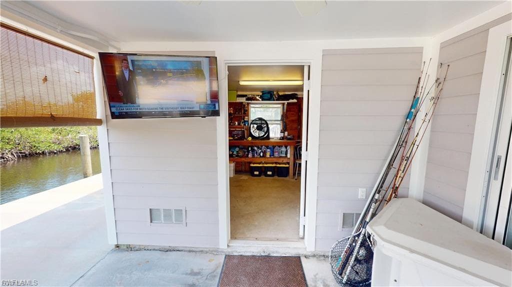 8161 Moyer LN-17