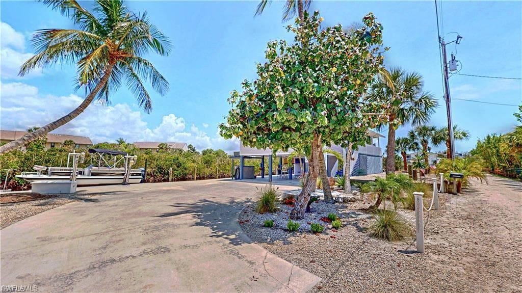 8161 Moyer LN-9