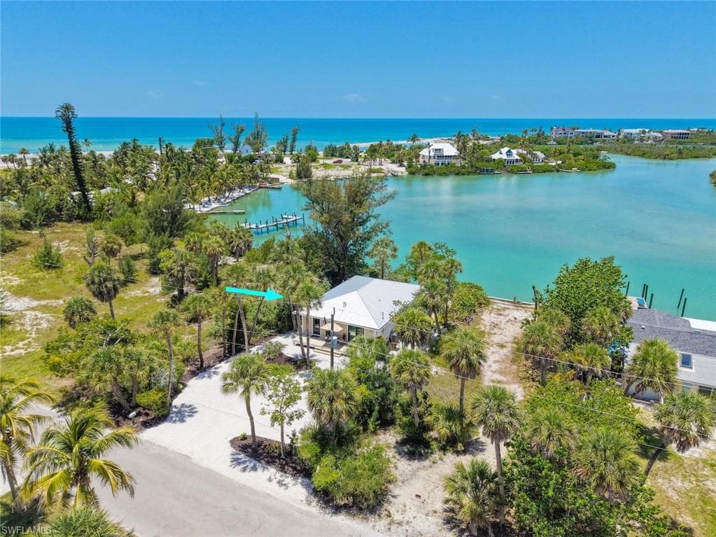 2539 Coconut DR-3