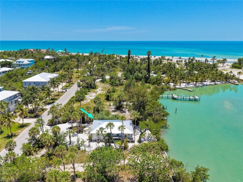 2539 Coconut DR-5