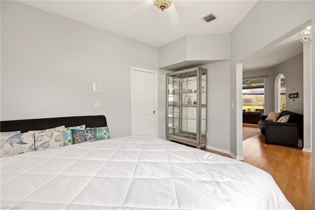 25521 Inlet Way CT-21