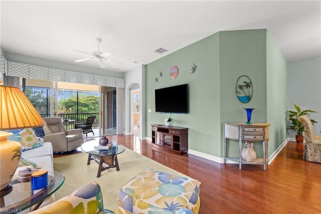 8641 Piazza Del Lago CIR 201-3