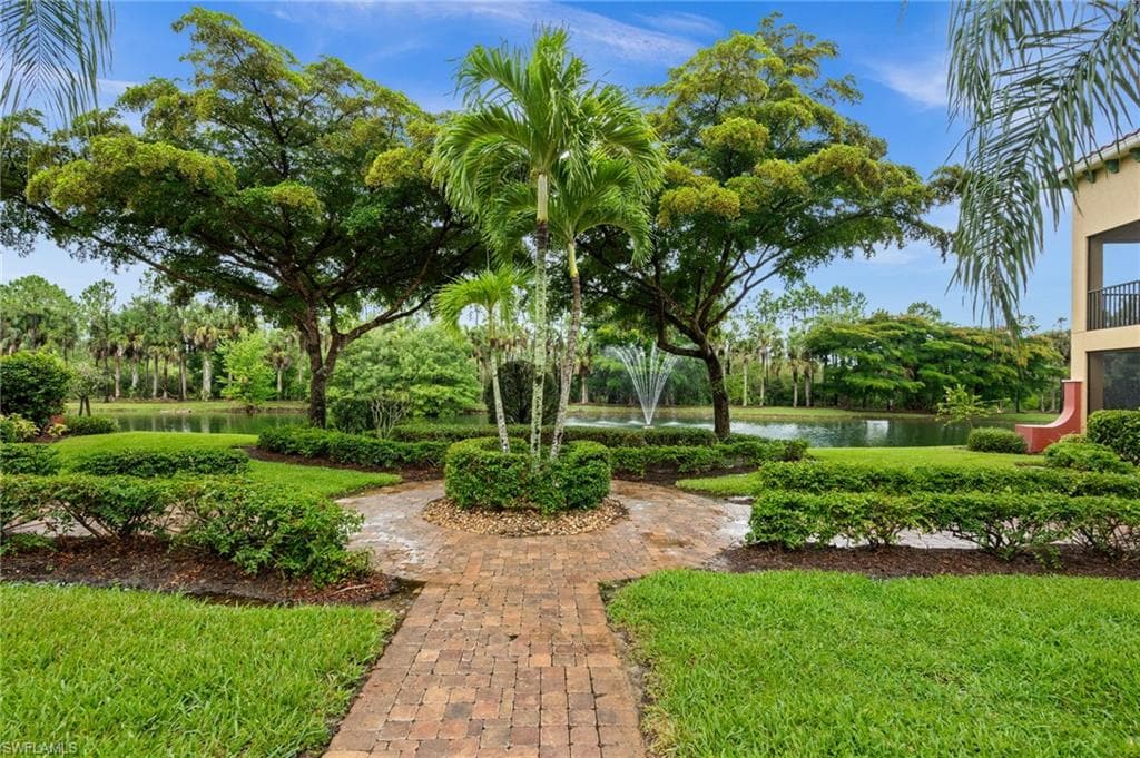 8641 Piazza Del Lago CIR 201-32