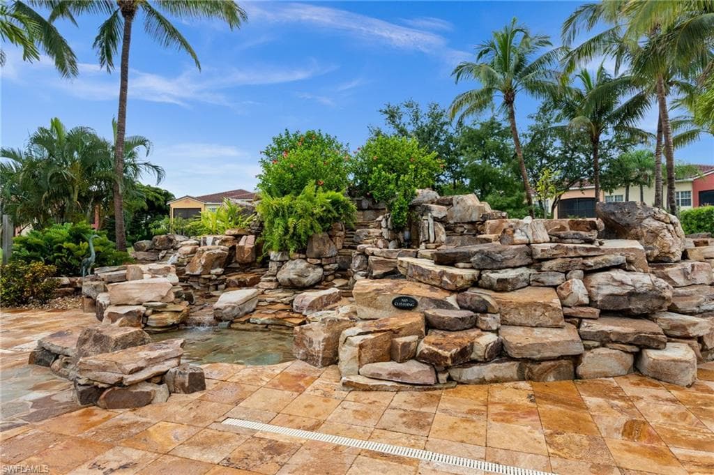 8641 Piazza Del Lago CIR 201-40