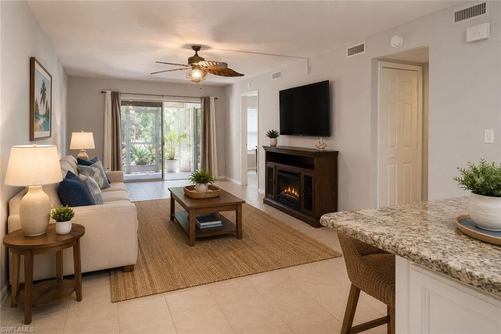 1100 Pondella RD 807-6