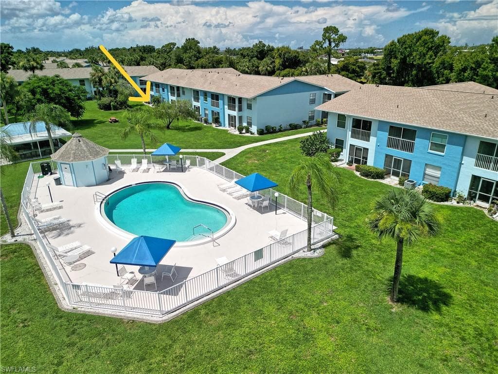 1100 Pondella RD 807-1