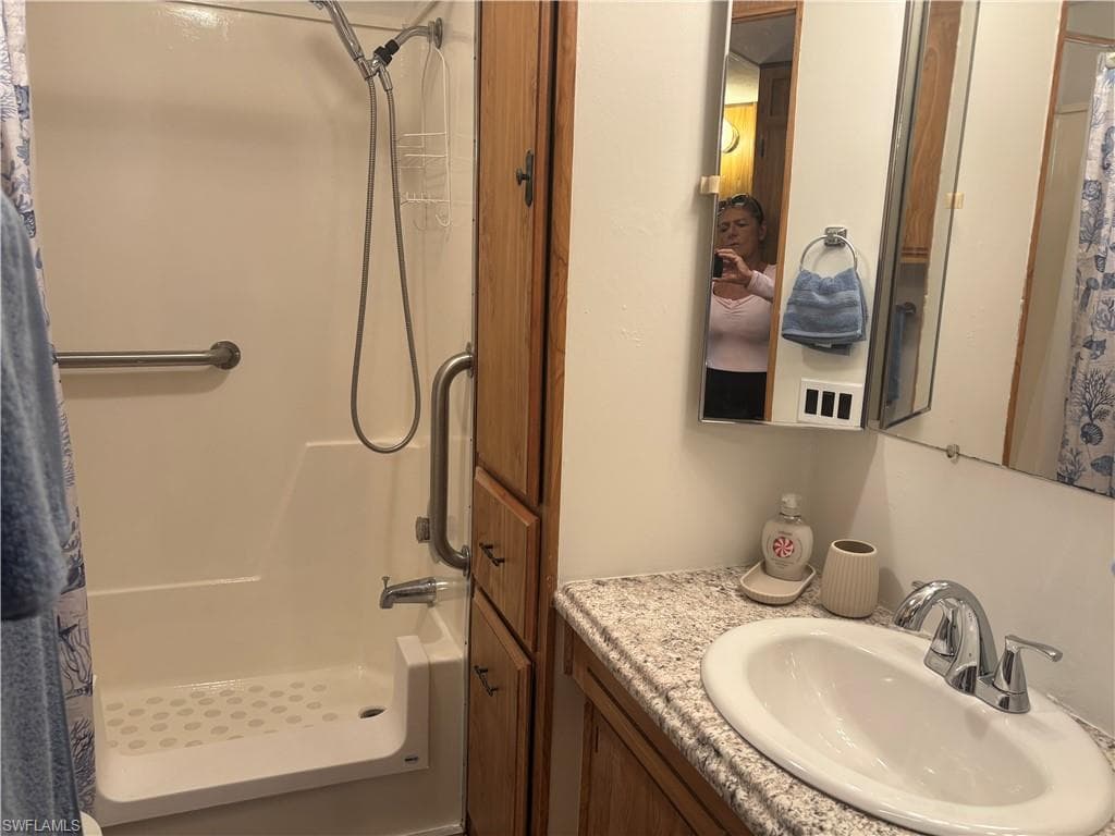 10 Jade DR 10J-18