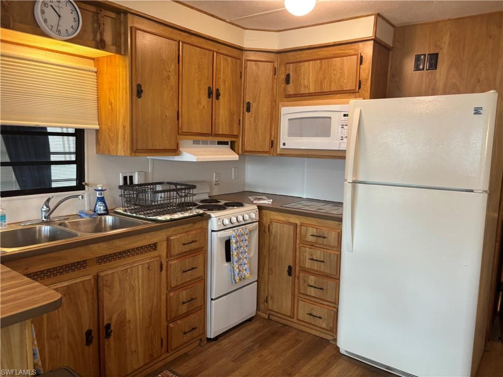 10 Jade DR 10J-11