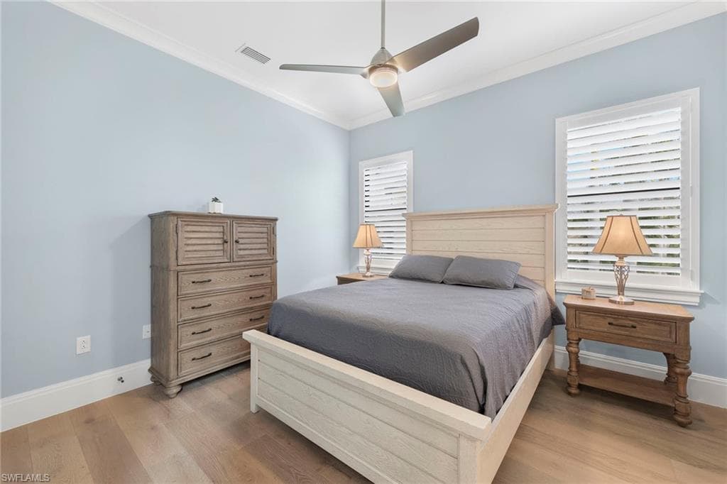 211 San Mateo DR-29