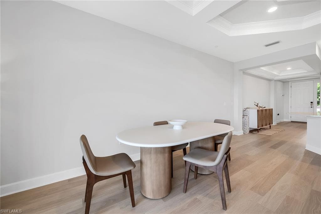 15324 Lucerna ST 102-17