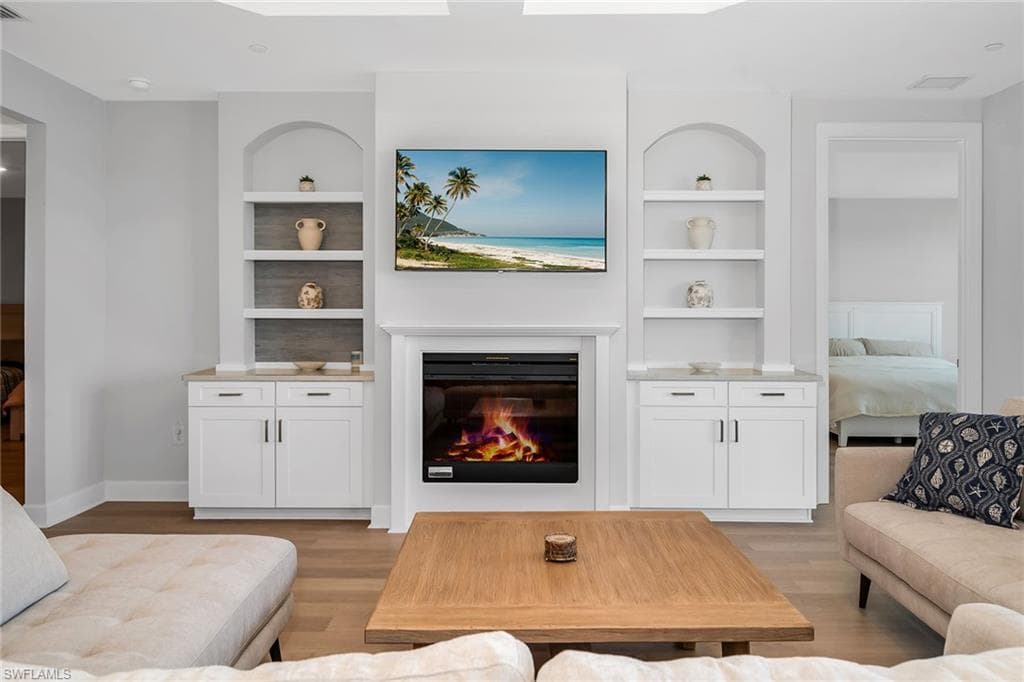 15324 Lucerna ST 102-7