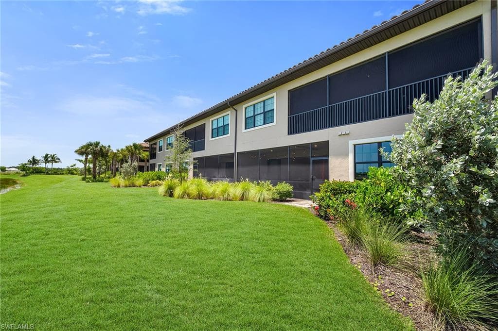 15324 Lucerna ST 102-32