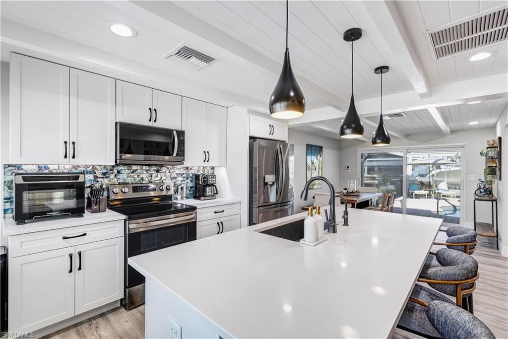 131 Egret ST-8