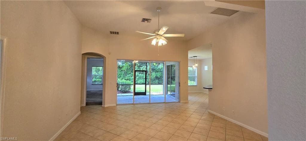 7856 Founders CIR-4