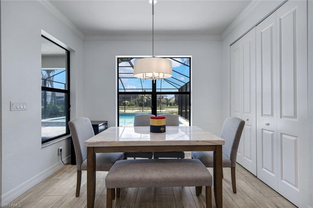4500 Aurora ST-16