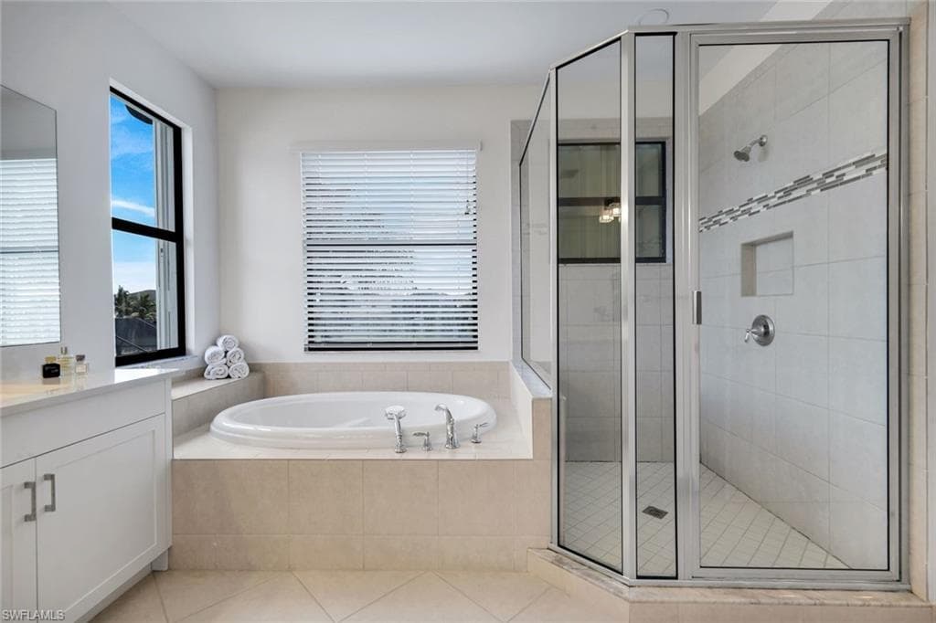 4500 Aurora ST-18
