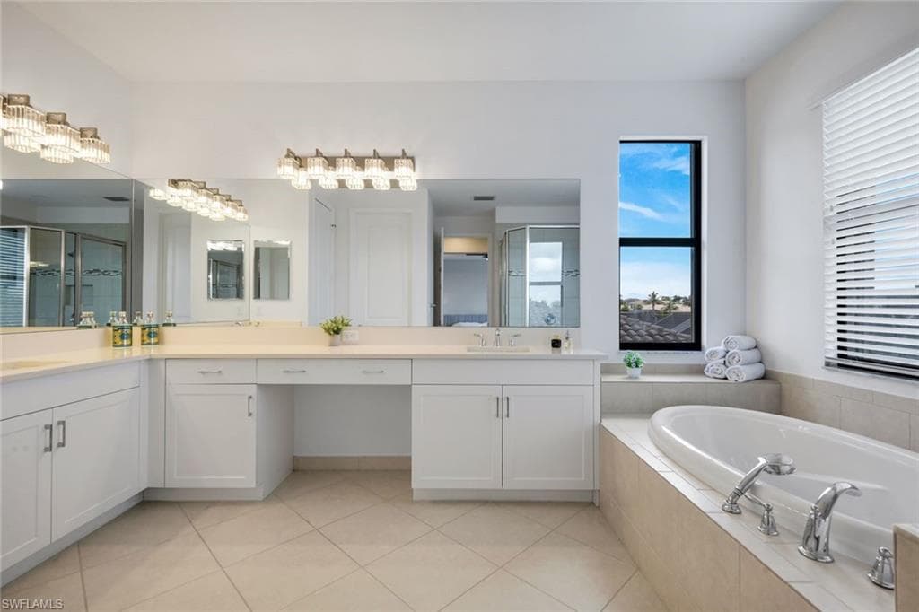 4500 Aurora ST-19