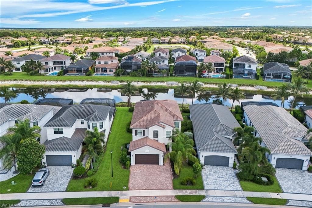 4500 Aurora ST-35
