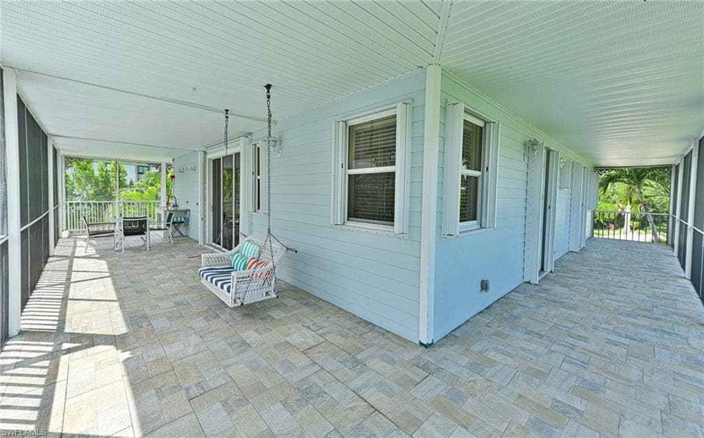 200 Topanga DR-25
