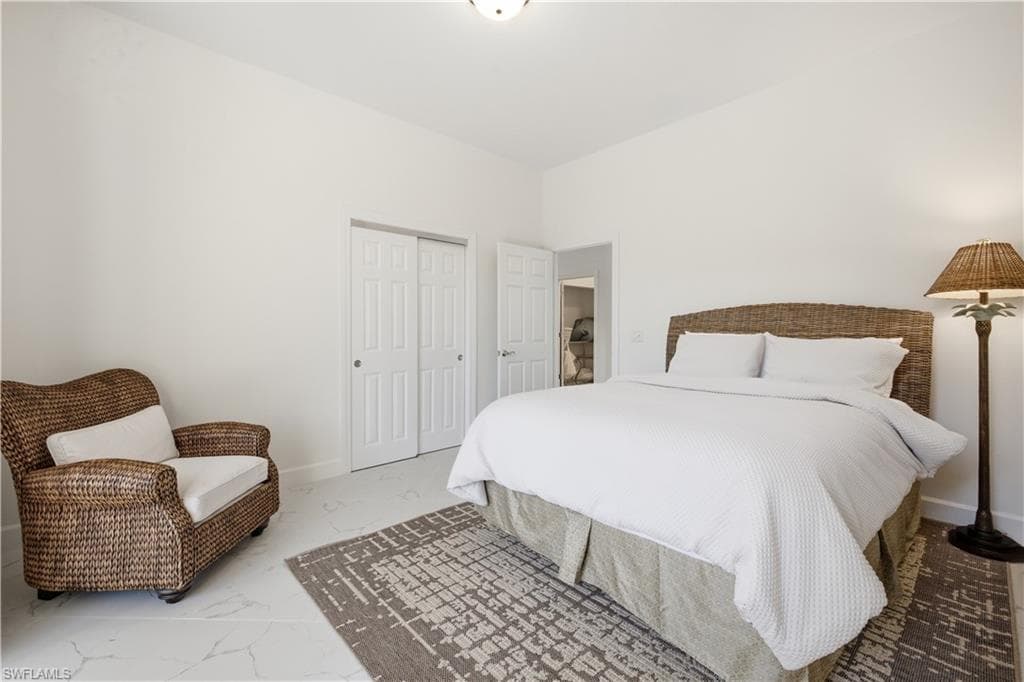 27231 Lakeway CT-24