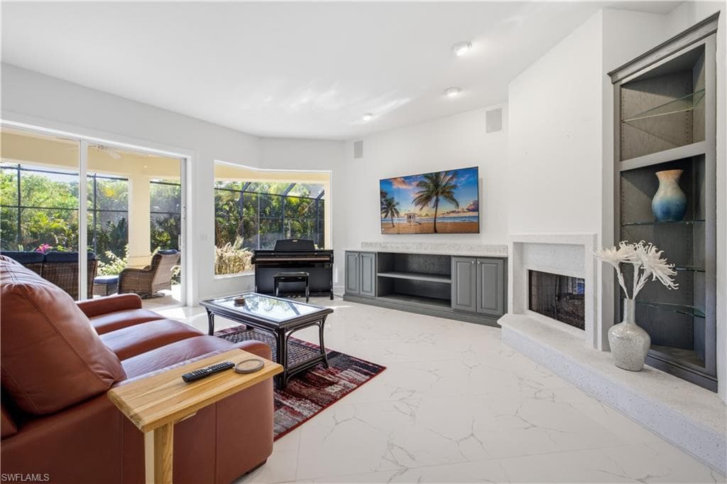 27231 Lakeway CT-8