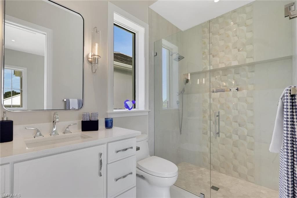 211 1st ST-23